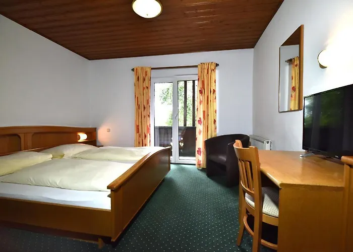 Hotel Hotel&wirtshaus Sonne Weyregg